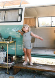 Analogie Outer Field Girls Set