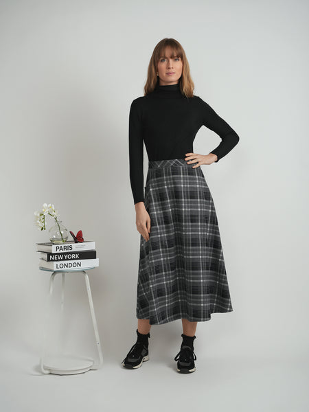 Faves Plaid Pocket Pocket Skirt
