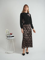 The Norway Club Corner Flowers Cardigan