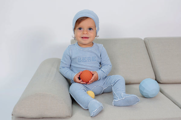 Fragile Stripe Footie w Hat